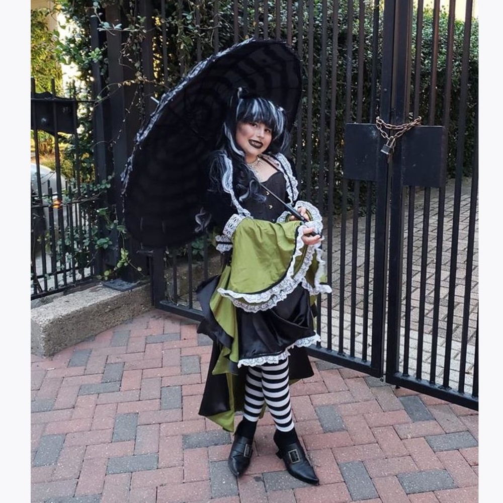 HALLOWEEN COSTUME Girls Victorian Witch 2 PC Set L - Picture 1 of 6